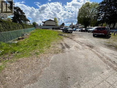 23004 DEWDNEY TRUNK Road | Maple Ridge British Columbia | Slide Image Three