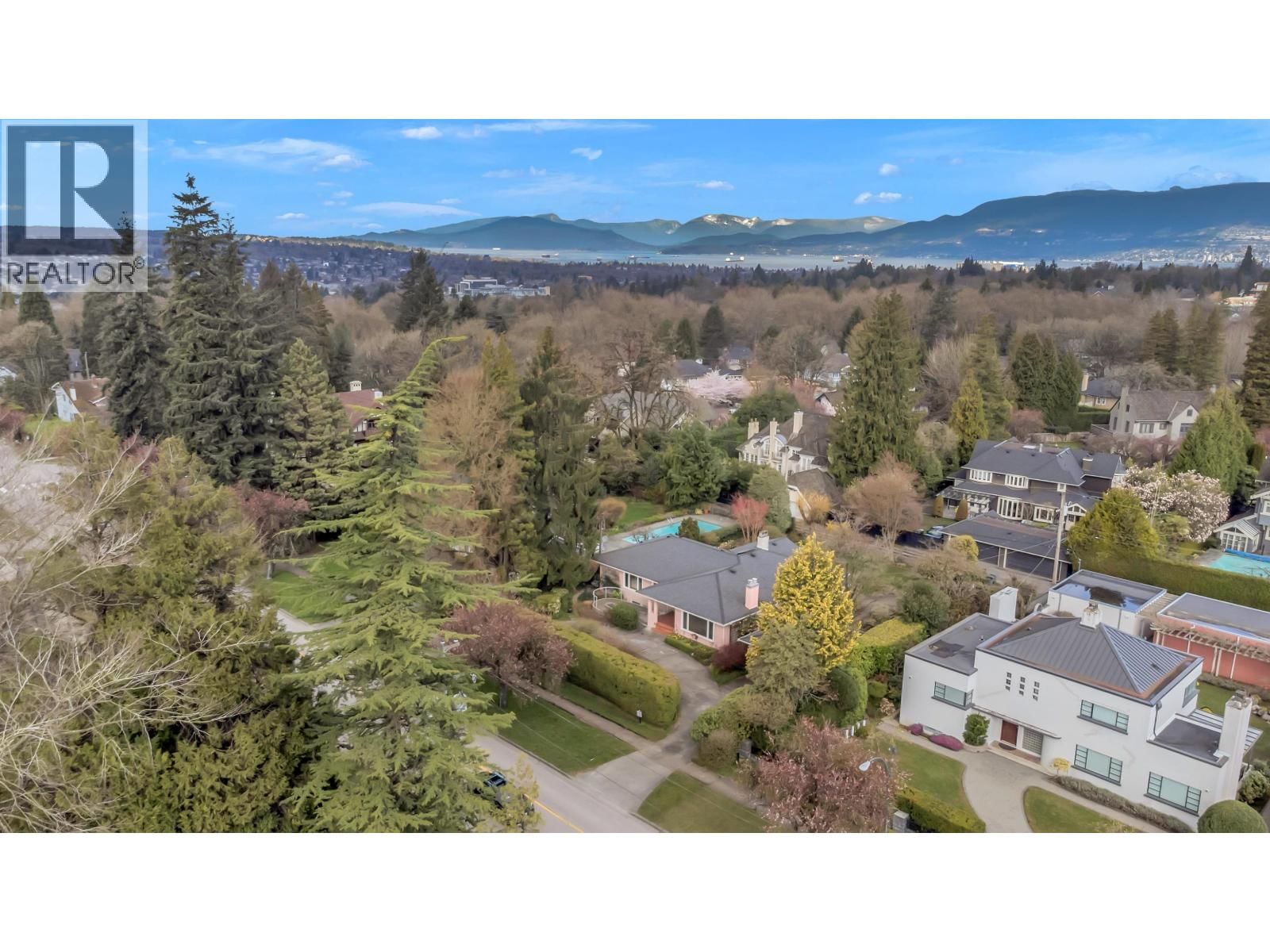 1549 33 Avenue, Vancouver, British Columbia V6M 1A8