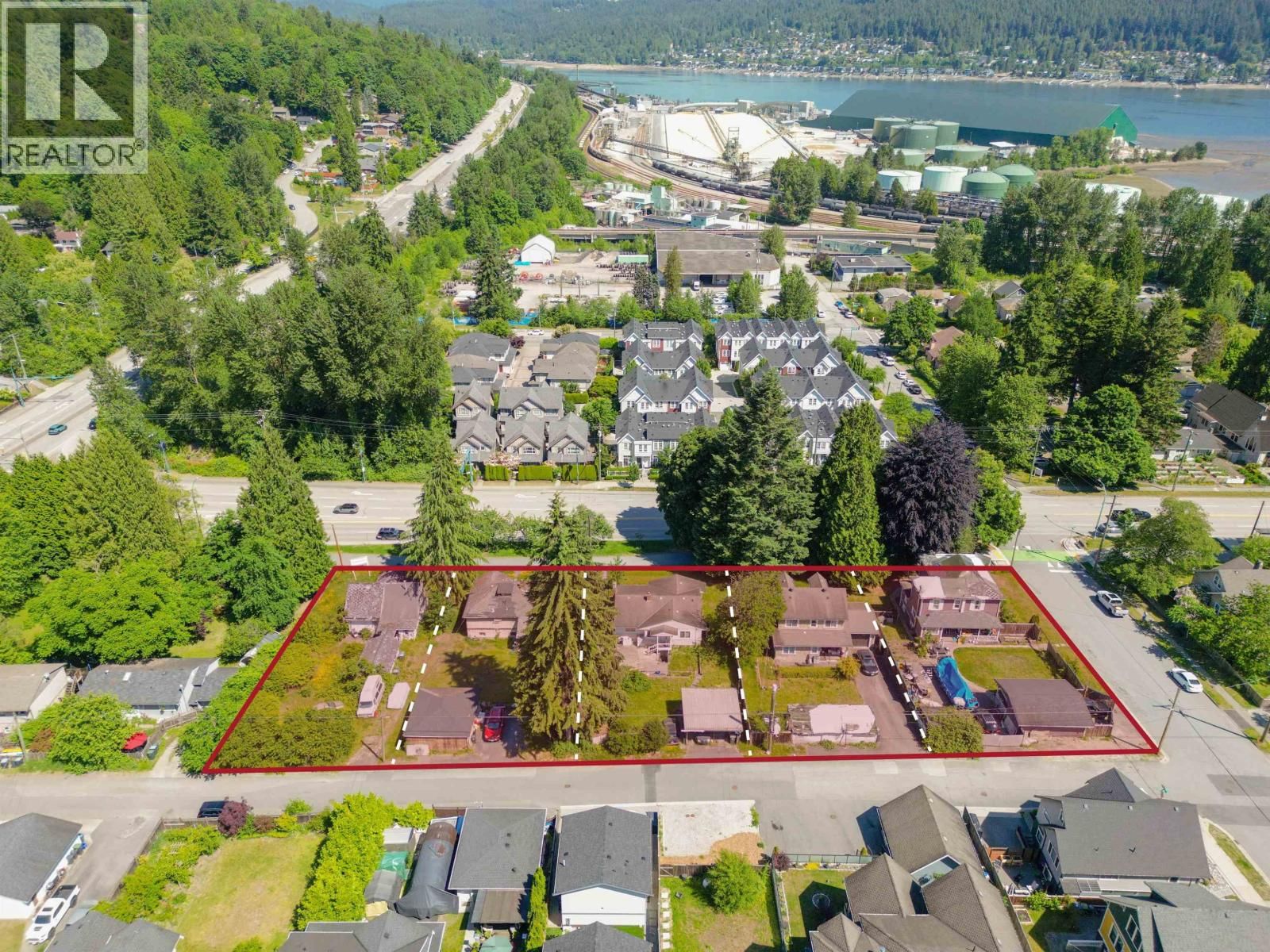 2131 ST JOHNS Street, Port Moody, British Columbia V3H 2A4