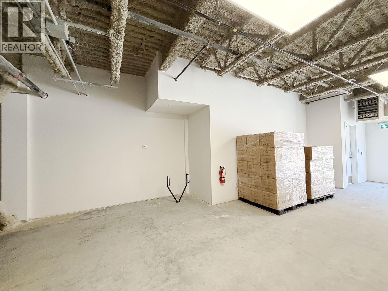 4888 VANGUARD Road photo 10