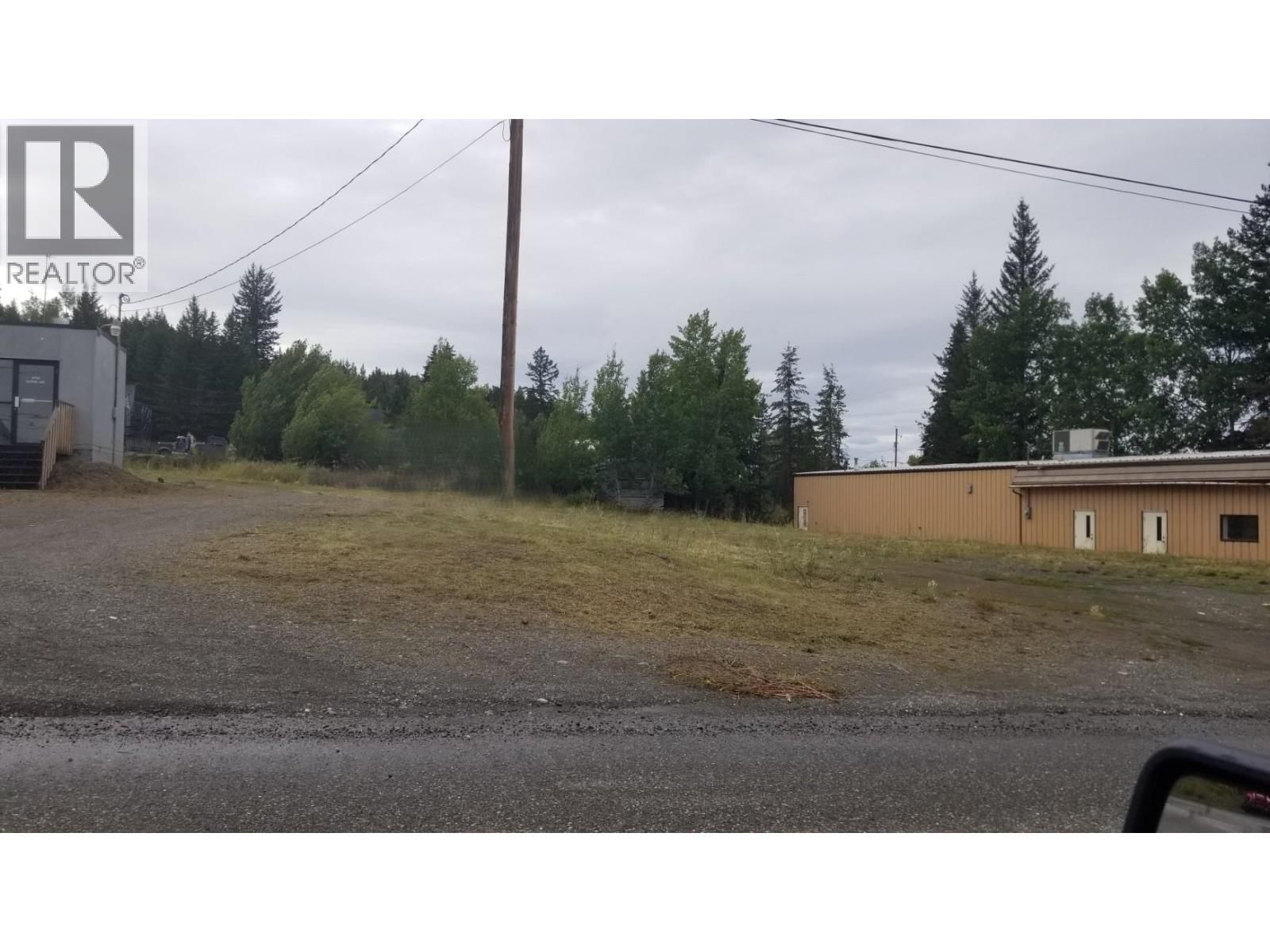 956 ALPINE Avenue, 100 Mile House, British Columbia V0K 2E1