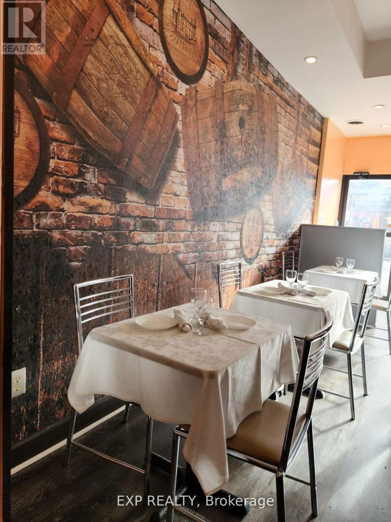 Image #1 of Restaurant for Sale at 606 Bloor St W, Toronto, Ontario