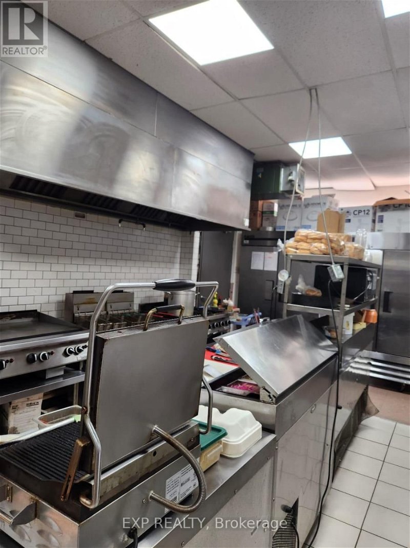 Image #1 of Restaurant for Sale at 268 Dundas St, Toronto, Ontario