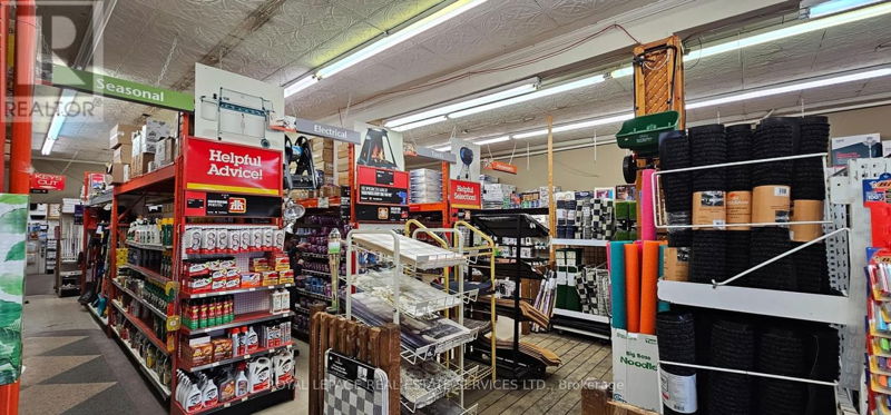 Image #1 of Business for Sale at 2028 Avenue Rd, Toronto, Ontario