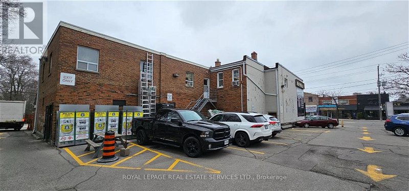 Image #1 of Business for Sale at 2028 Avenue Rd, Toronto, Ontario