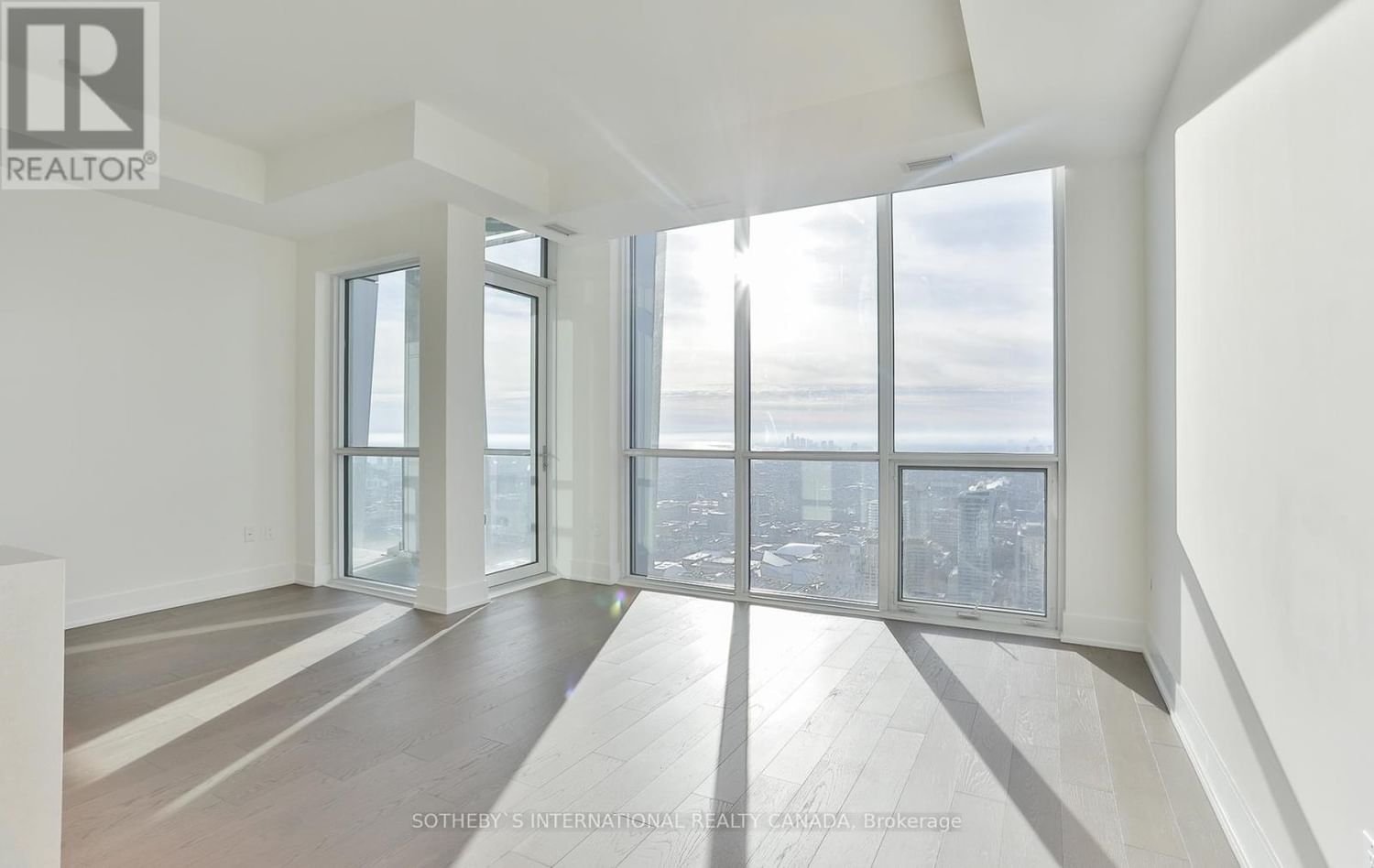 #5503 -1 YORKVILLE AVE Image 18
