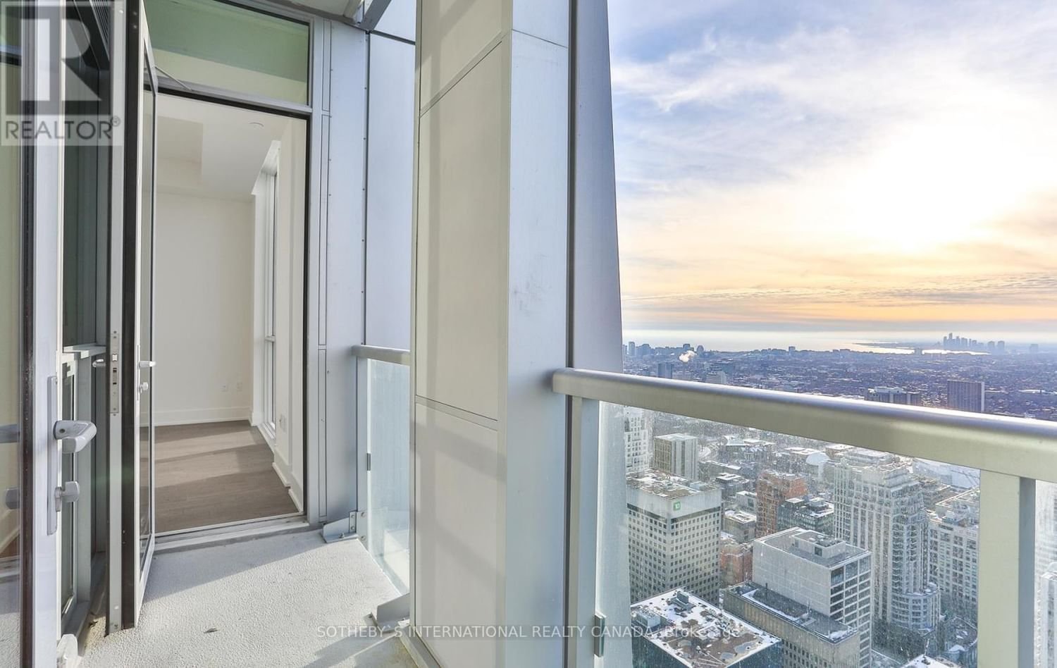 #5503 -1 YORKVILLE AVE Image 33
