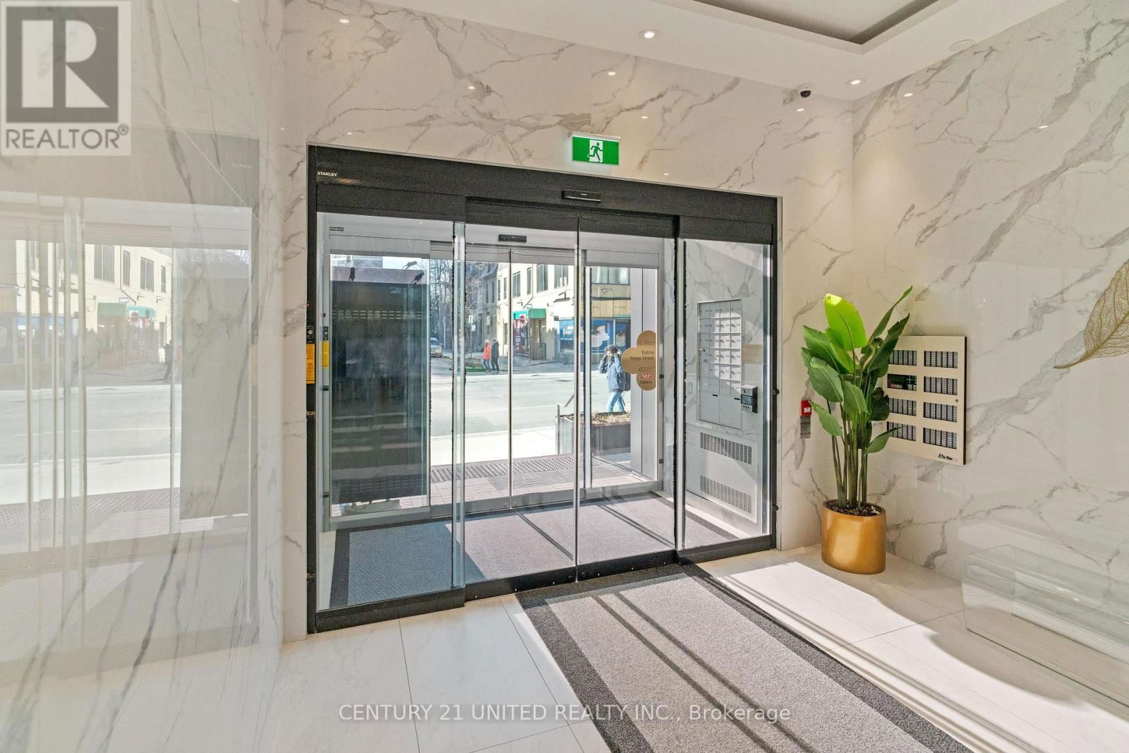 205 - 591 YONGE STREET Image 7