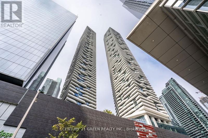  5407 - 100 Harbour Street  Toronto (Waterfront Communities), M5J0B5 | Image 1