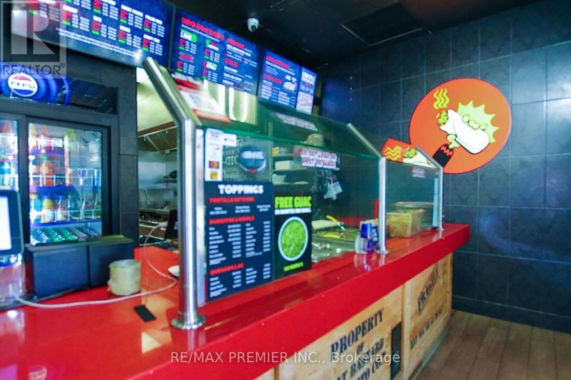 Image #1 of Restaurant for Sale at 634 Yonge Street, Toronto, Ontario