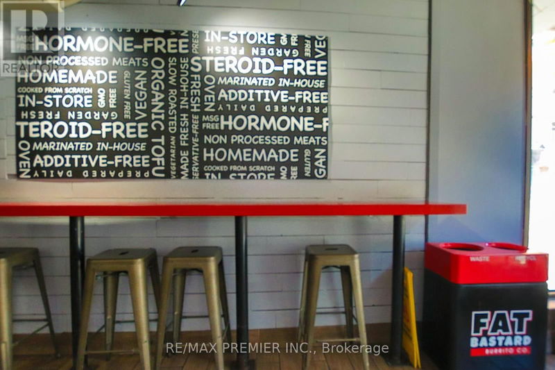Image #1 of Restaurant for Sale at 634 Yonge Street, Toronto, Ontario