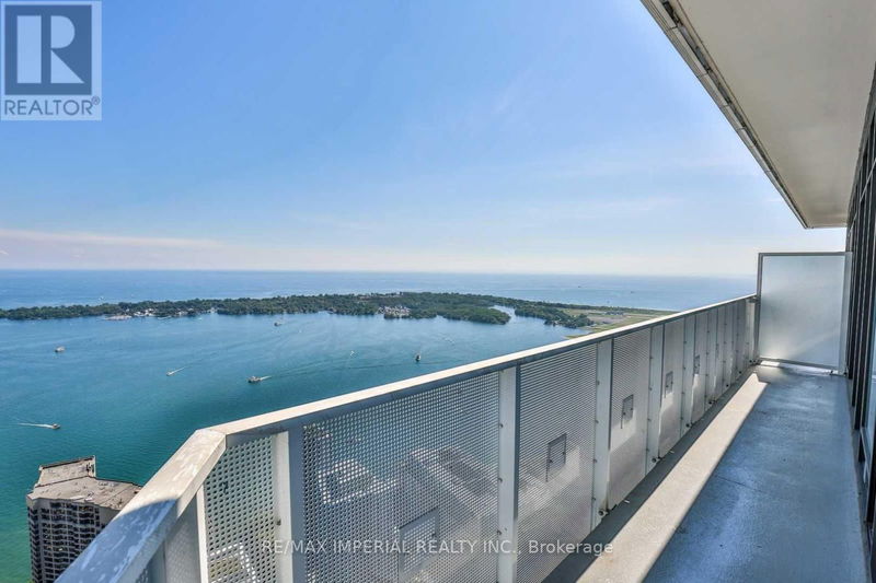  6807 - 100 harbour Street  Toronto (Waterfront Communities), M5J0B5 | Image 4