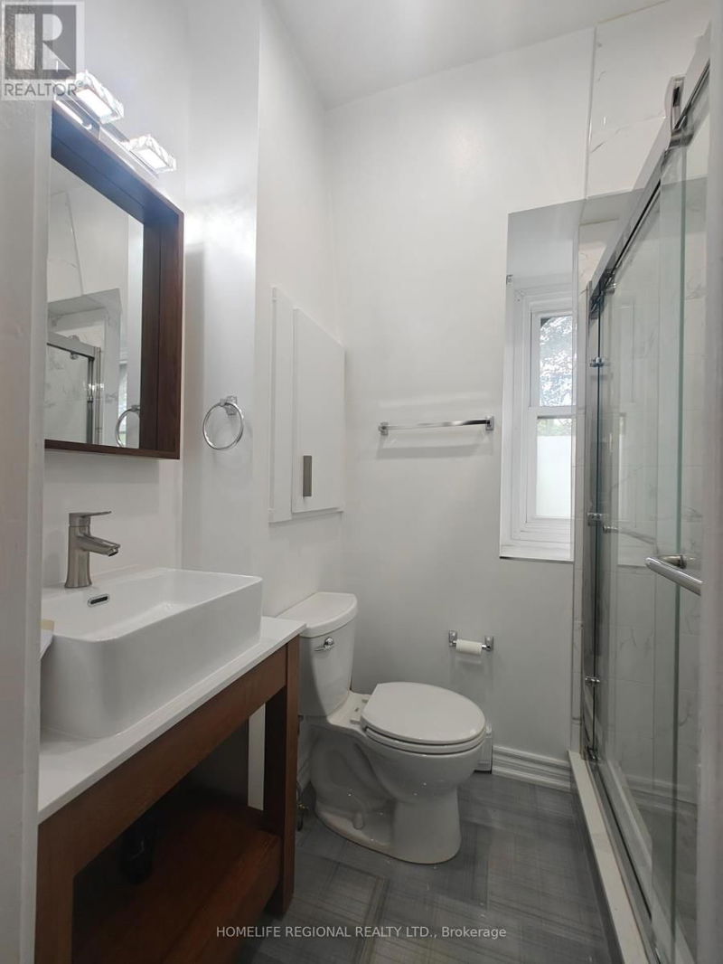 130 Shuter Street  Toronto (Moss Park), M5A1V8 | Image 3