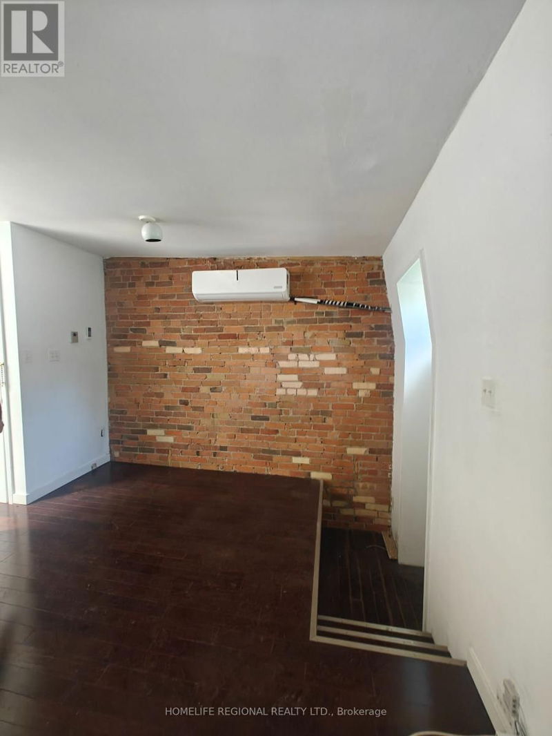 130 Shuter Street  Toronto (Moss Park), M5A1V8 | Image 4