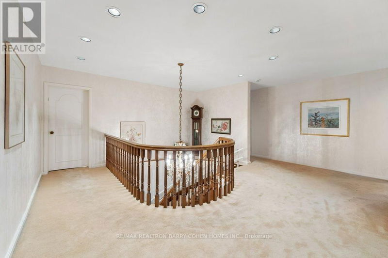 23 Balding Court  Toronto (St. Andrew-Windfields), M2P1Y8 | Image 19