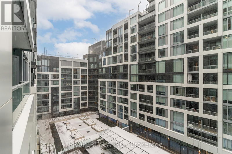  719 - 27 Bathurst Street  Toronto (Waterfront Communities), M5V0R1 | Image 17