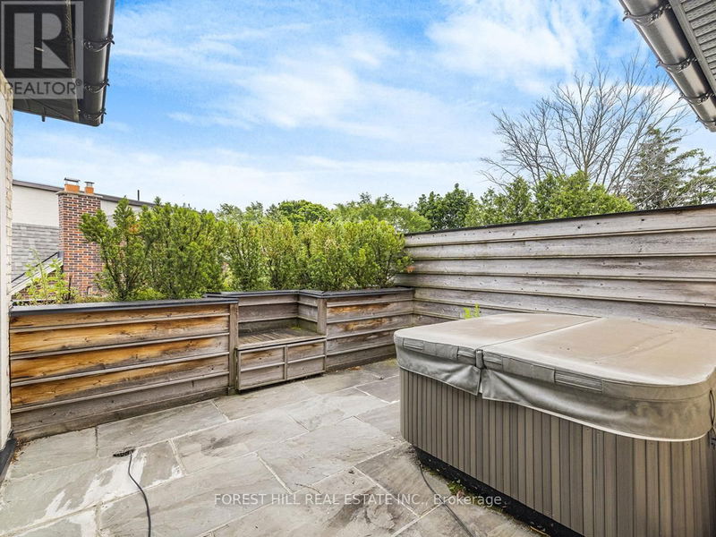 19 Vesta Drive  Toronto (Forest Hill South), M5P2Z4 | Image 30