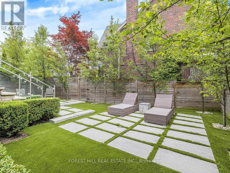 19 Vesta Drive  Toronto (Forest Hill South), M5P2Z4 | Image 31