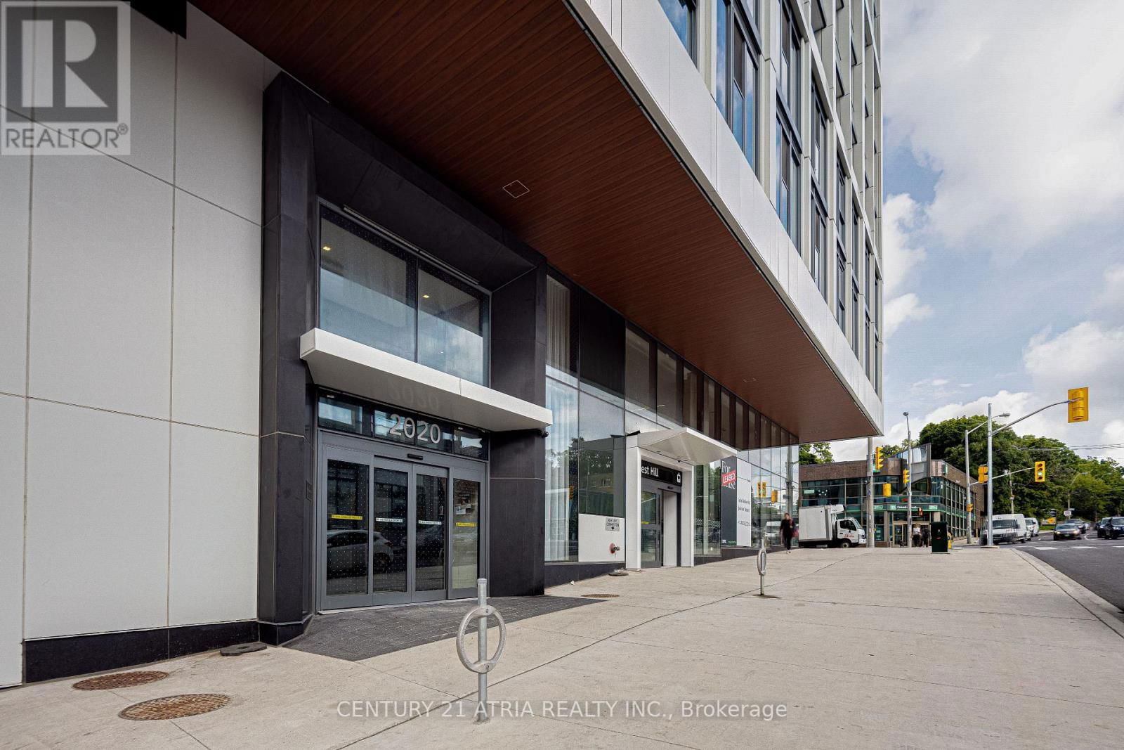 1711 - 2020 BATHURST STREET Image 39