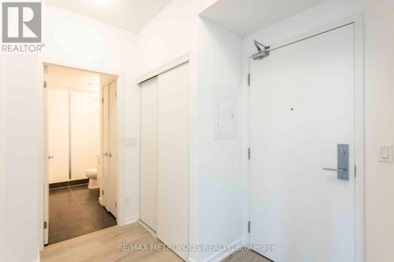  717 - 55 East Liberty Street  Toronto (Niagara), M6K3P9 | Image 17