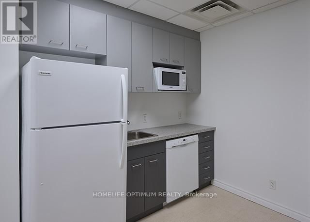 500 - 170 SHEPPARD AVENUE E Image 12