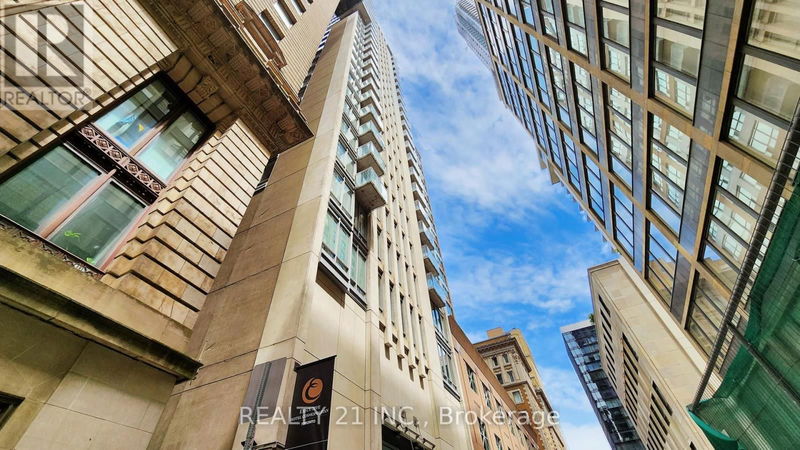  2505 - 8 Colborne Street  Toronto (Church-Yonge Corridor), M5E1E1 | Image 2