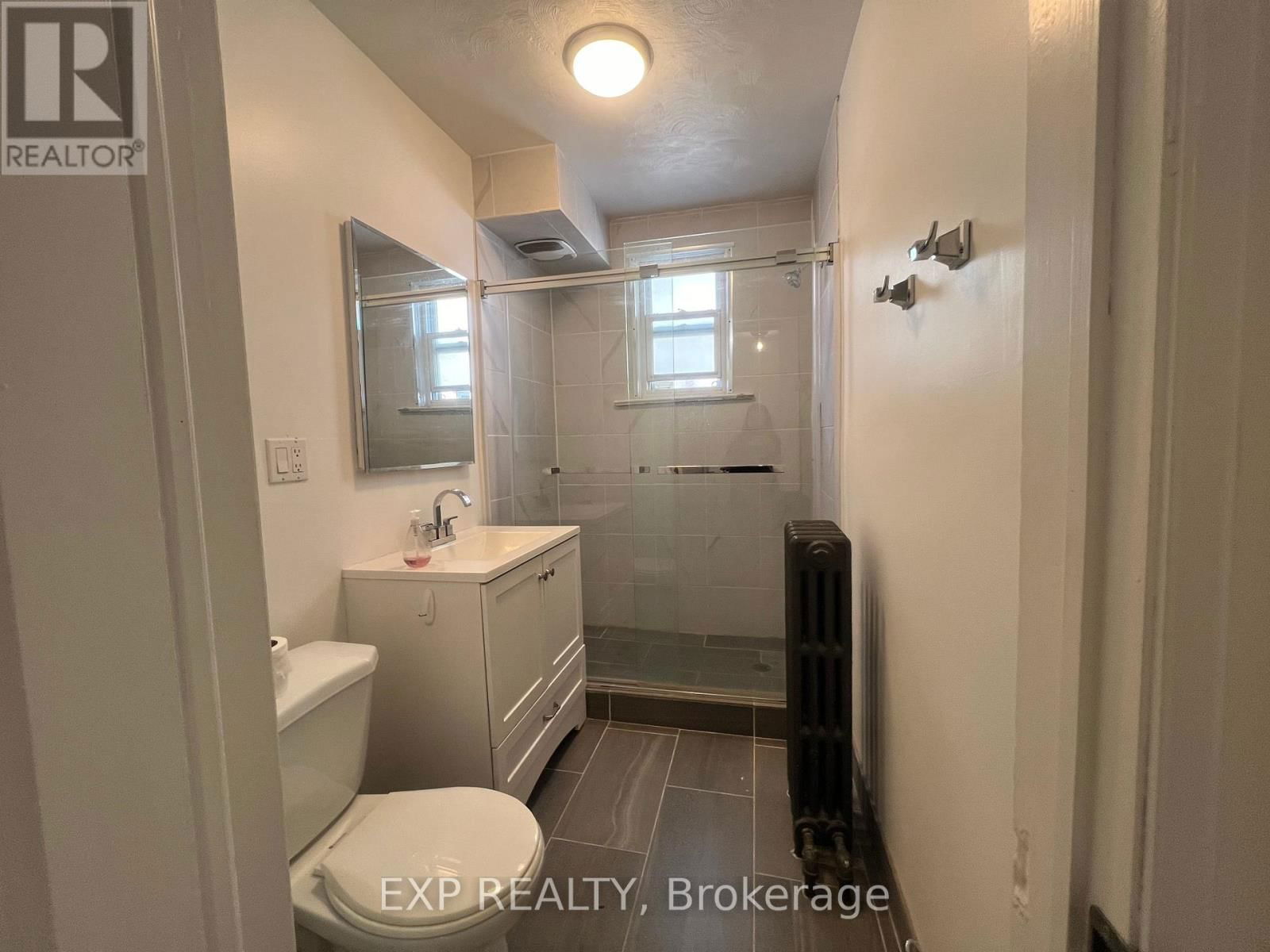 #6 - 102 GREENSIDES AVENUE W Image 8