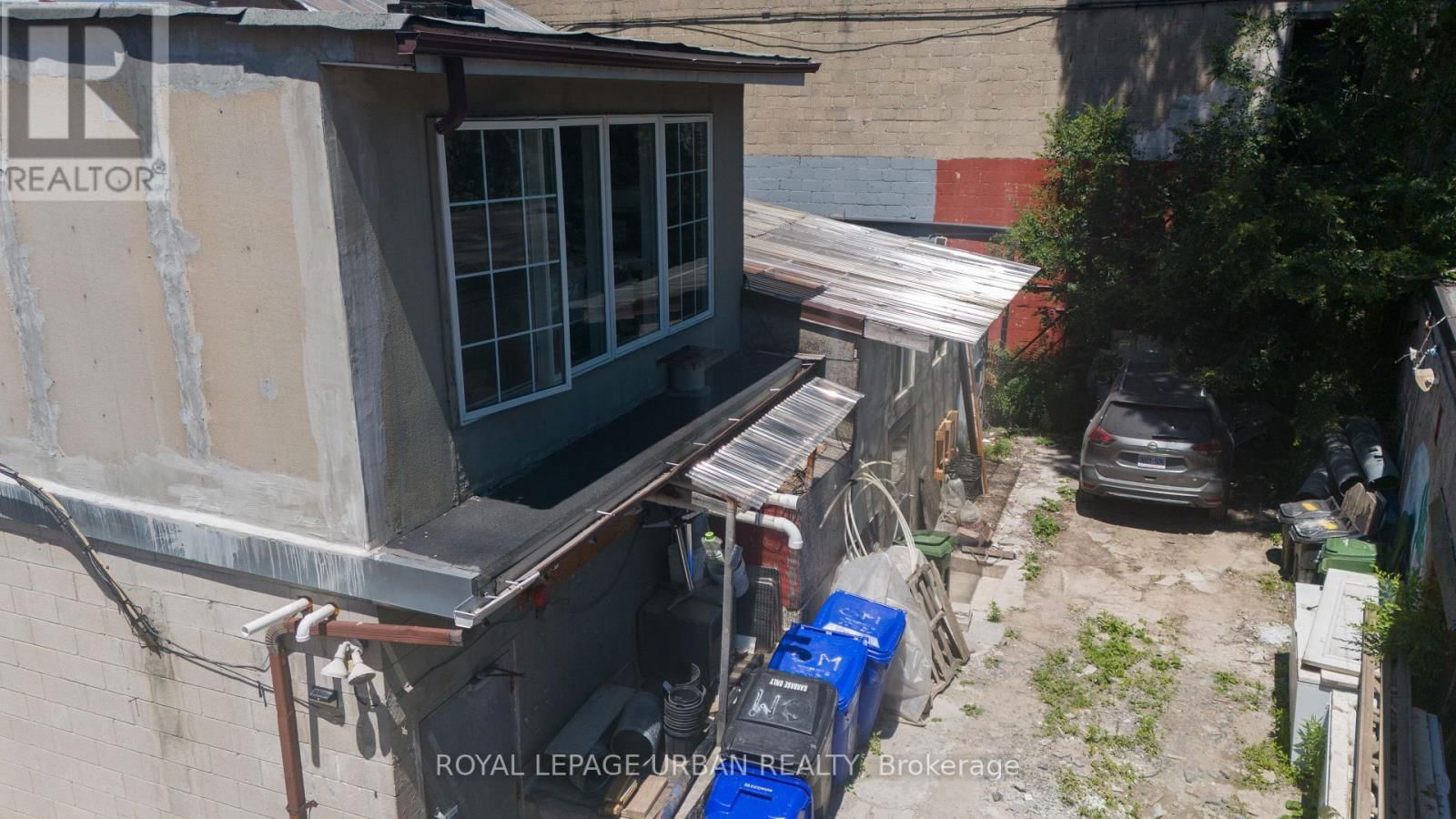 2037 YONGE STREET Image 24