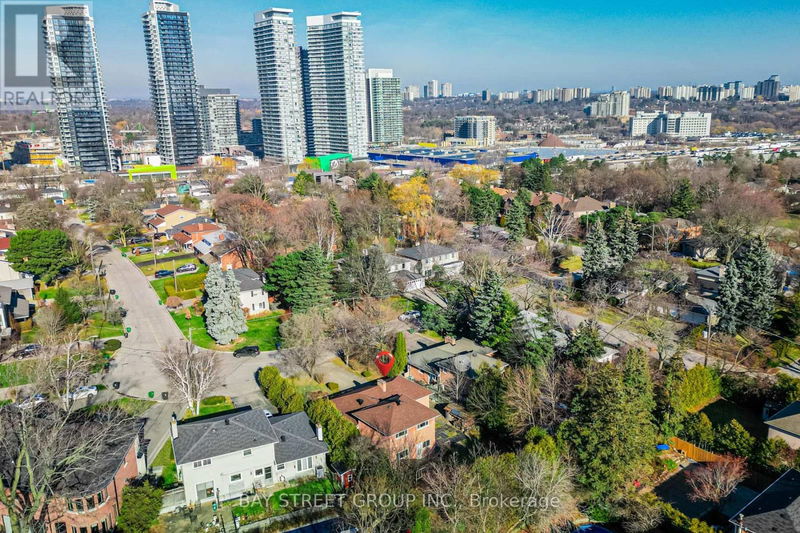 33 Hopperton Drive  Toronto (St. Andrew-Windfields), M2L2S5 | Image 3