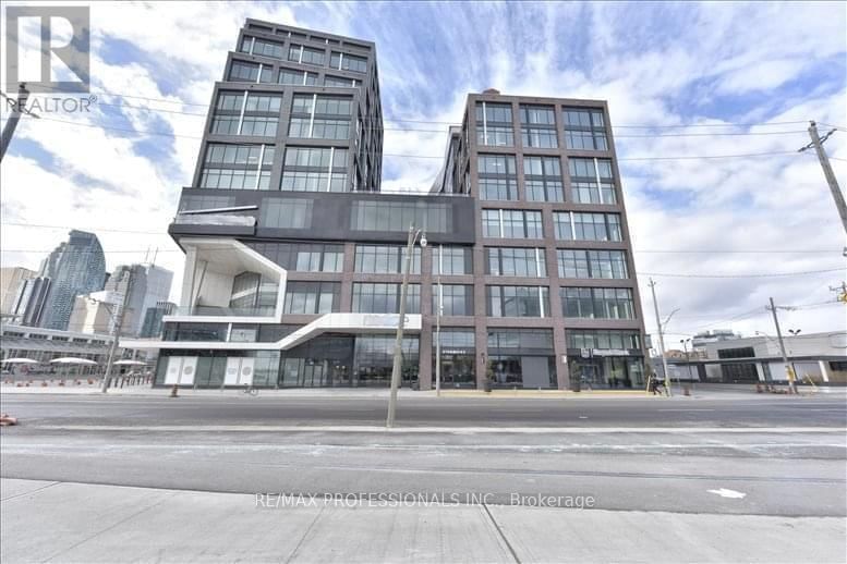 1016 - 130 QUEENS QUAY E Image 1