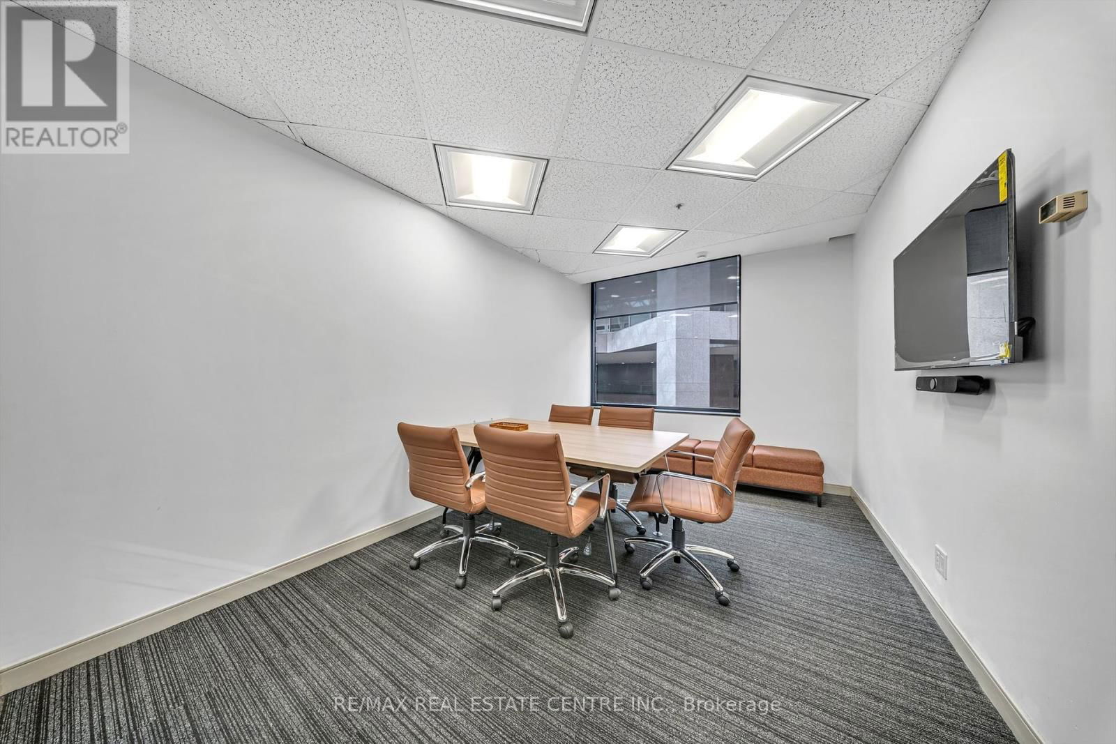 200 B - 5700 YONGE STREET ROAD Image 9