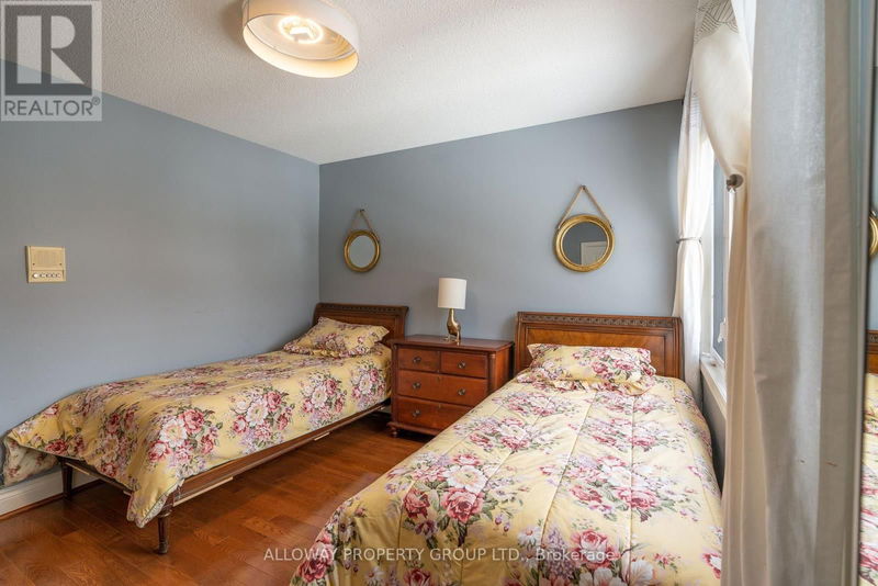 189 Banbury Road  Toronto (Banbury-Don Mills), M3B3C6 | Image 20