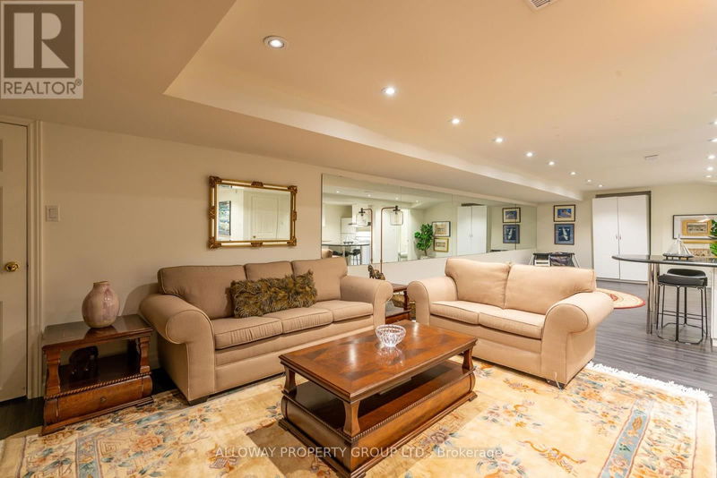 189 Banbury Road  Toronto (Banbury-Don Mills), M3B3C6 | Image 29