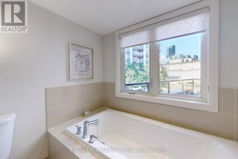  Th 49 - 115 Harrison Garden Boulevard  Toronto (Willowdale East), M2N0C9 | Image 24