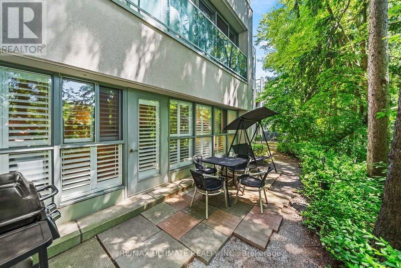  2 - 1 Watergarden Way  Toronto (Bayview Village), M2K2Z7 | Image 25