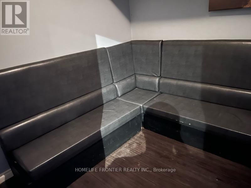 2F - 708 BLOOR STREET WEST Image 3