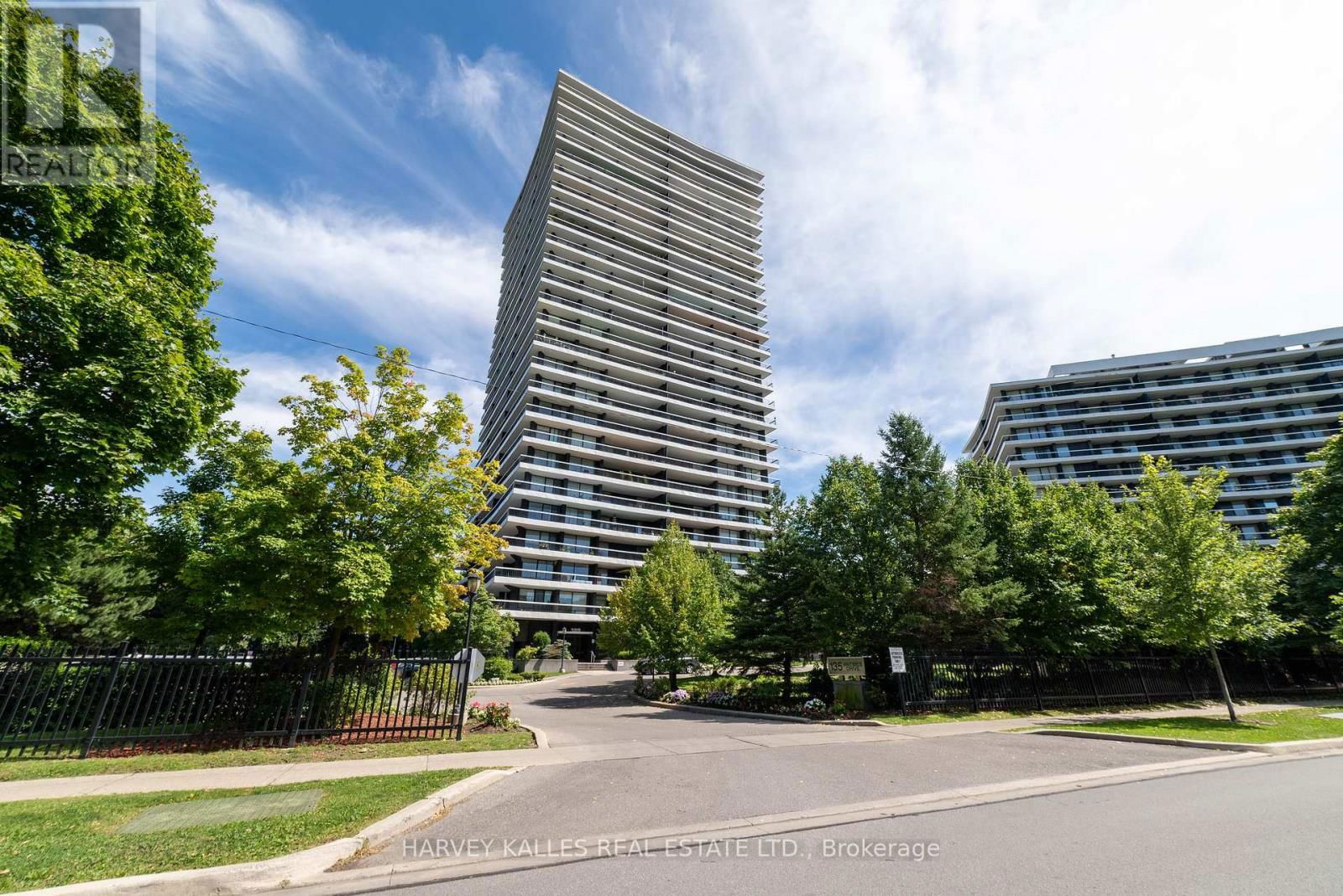 203 - 135 ANTIBES DRIVE Image 39