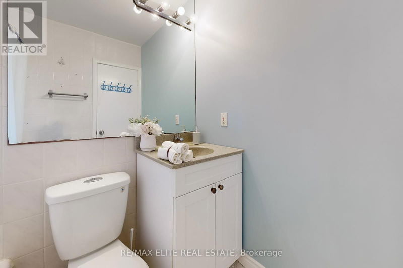 29 Logandale Road  Toronto (Willowdale East), M2N4H3 | Image 25