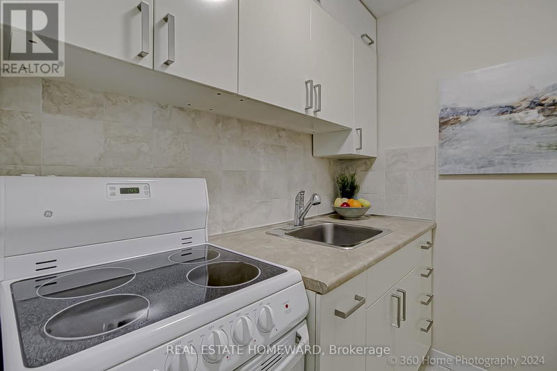  742 - 21 Dale Avenue  Toronto (Rosedale-Moore Park), M4W1K3 | Image 14