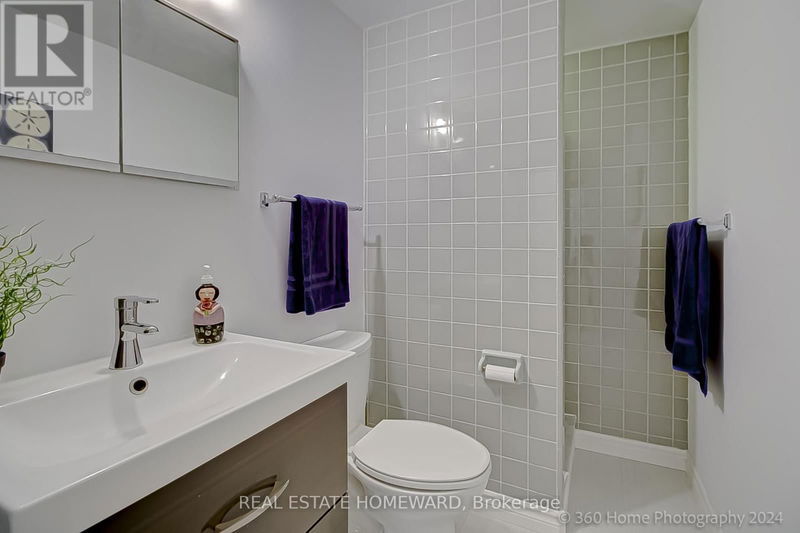  742 - 21 Dale Avenue  Toronto (Rosedale-Moore Park), M4W1K3 | Image 22