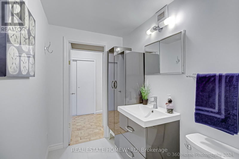  742 - 21 Dale Avenue  Toronto (Rosedale-Moore Park), M4W1K3 | Image 23