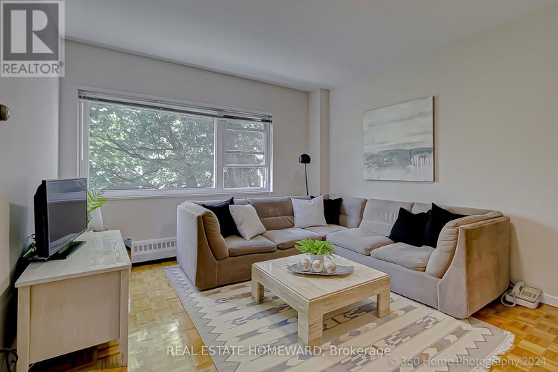  742 - 21 Dale Avenue  Toronto (Rosedale-Moore Park), M4W1K3 | Image 6