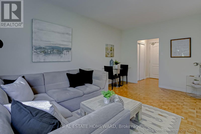  742 - 21 Dale Avenue  Toronto (Rosedale-Moore Park), M4W1K3 | Image 7