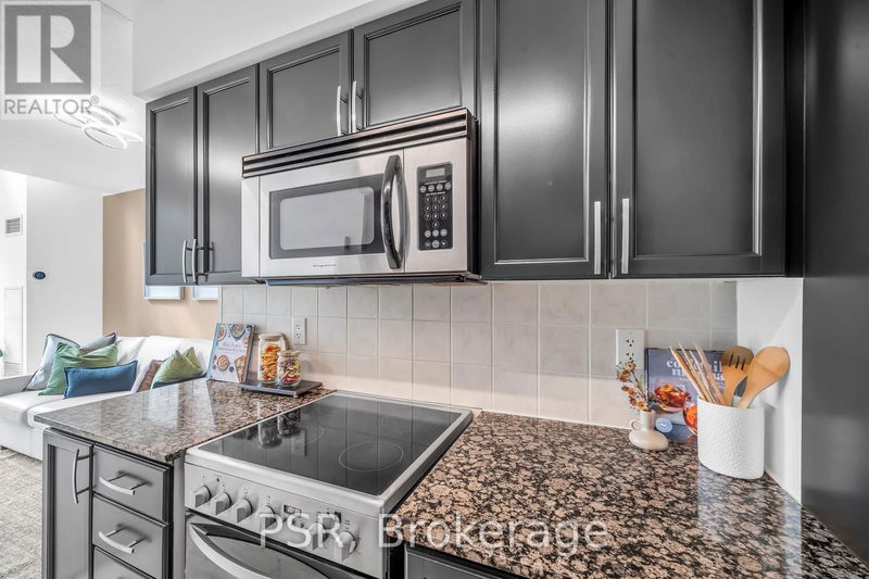  207 - 50 Lynn Williams Street  Toronto (Niagara), M6K3R9 | Image 11