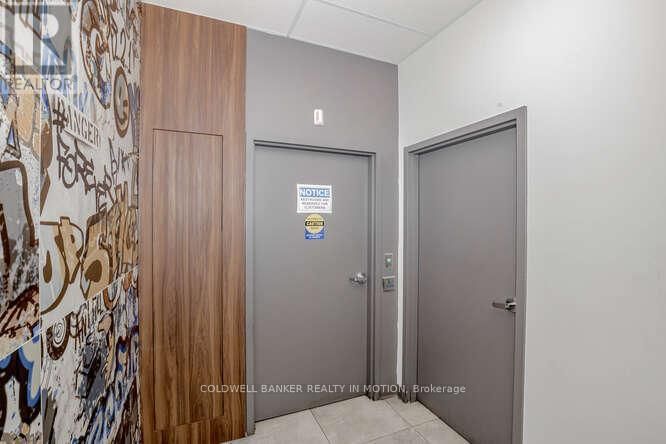 370 QUEENS QUAY STREET Image 38