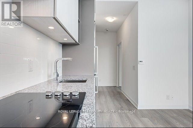  1405 - 120 Parliament Street  Toronto (Moss Park), M5A2Y8 | Image 2