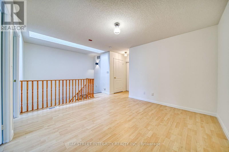 600 Grandview Way  Toronto (Willowdale East), M2N6V4 | Image 28