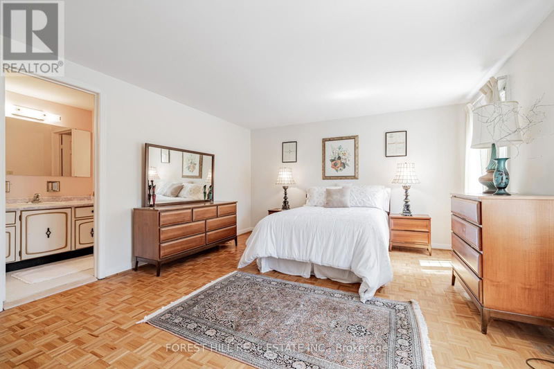 63 James Foxway null  Toronto (Bayview Village), M2K2S2 | Image 12