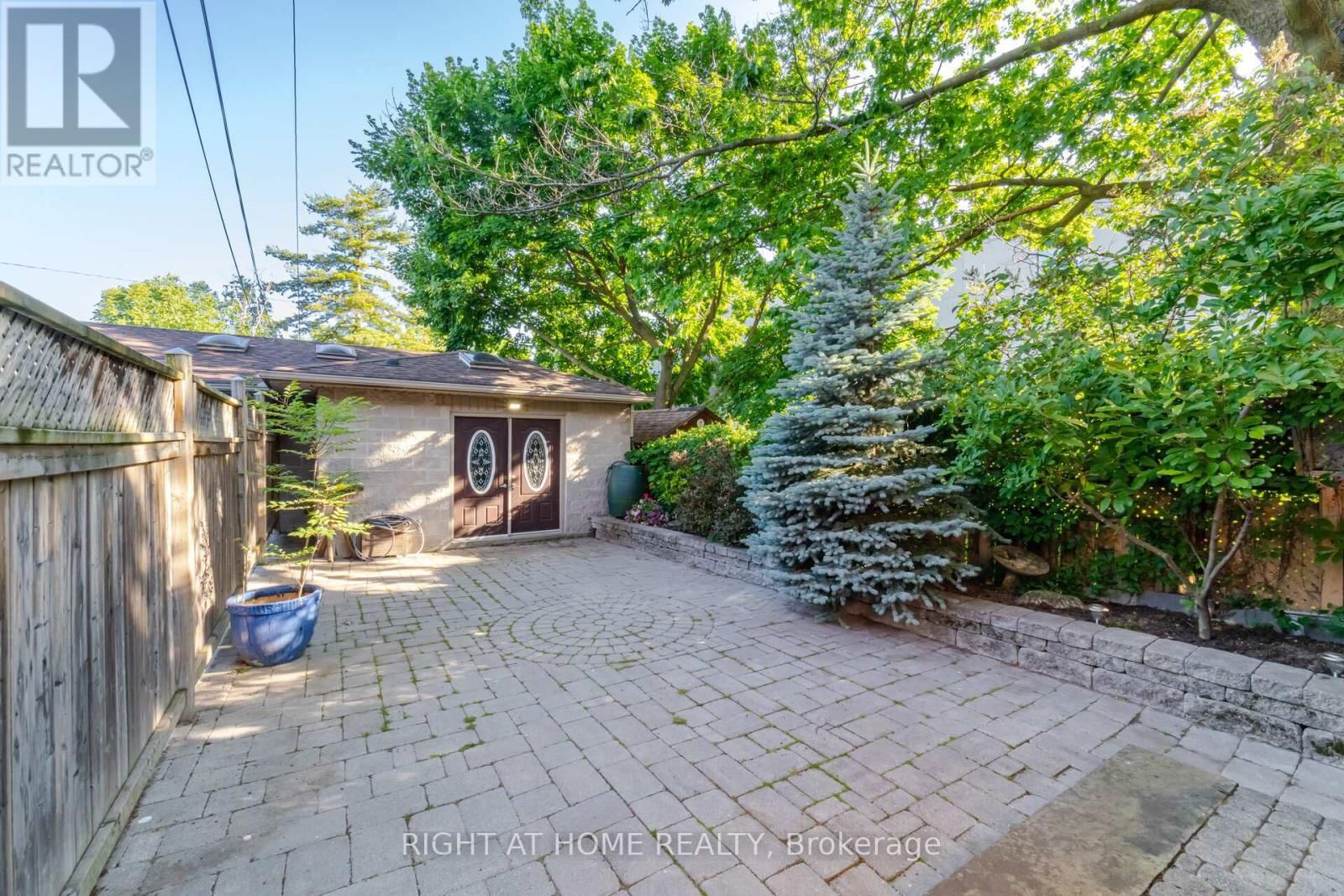 279 DAVISVILLE AVENUE Image 11