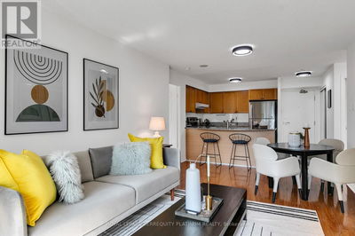  411 - 109 Front Street East Toronto (Moss Park), M5A4P7 | Image 1